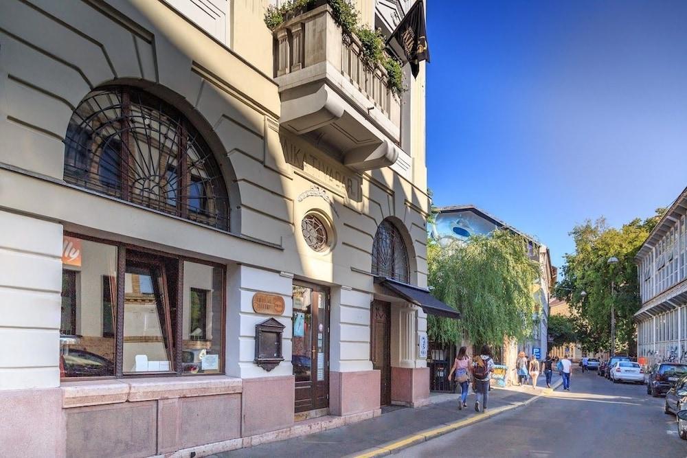 בודפשט Hotel Mika Downtown מראה חיצוני תמונה